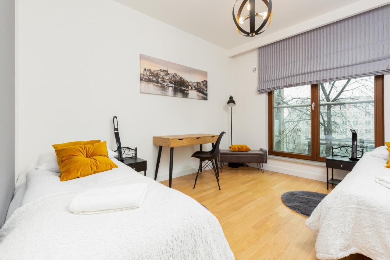 Park Arkadia Apartment With Parking Mokotow By Noclegi Renters ワルシャワ エクステリア 写真