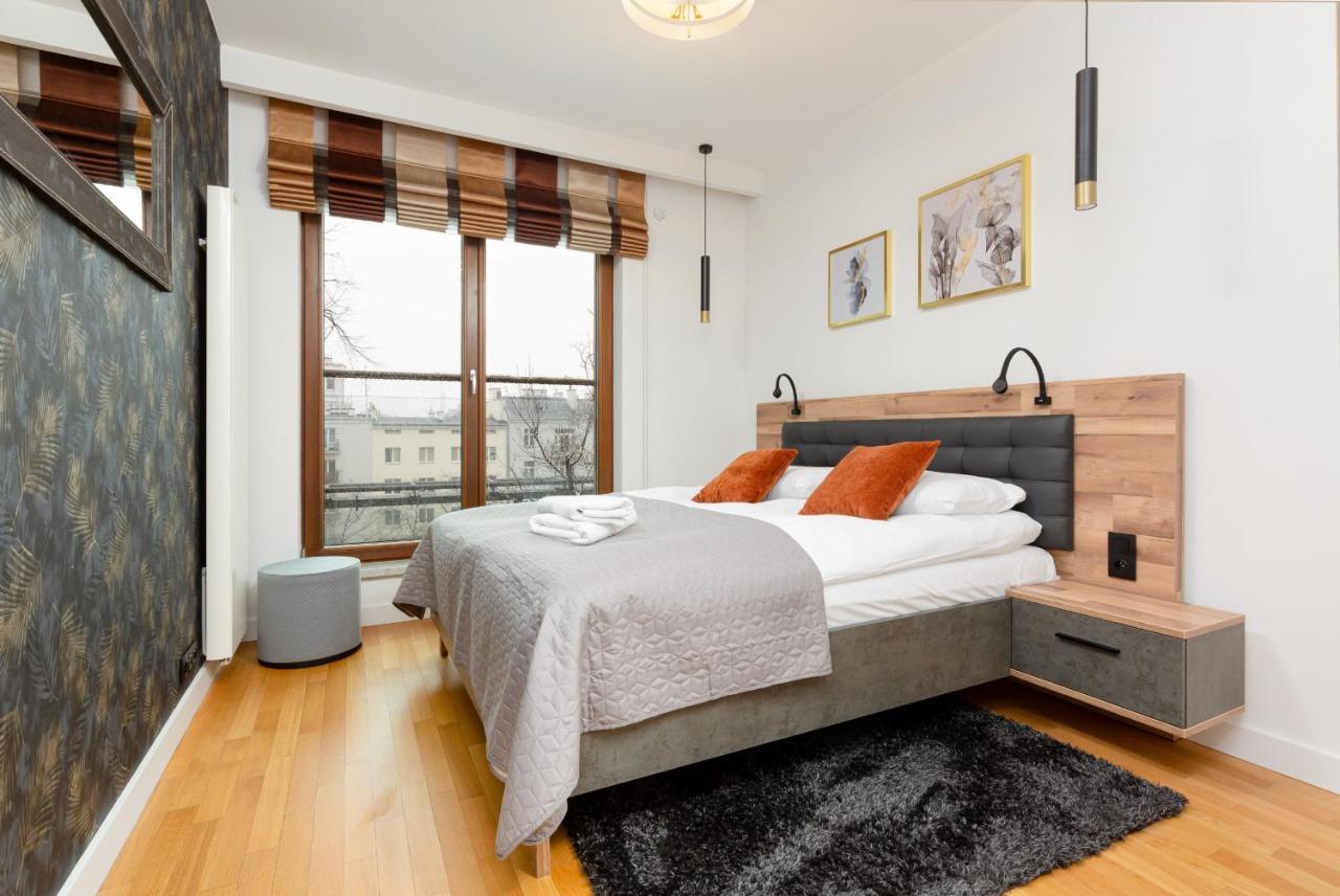Park Arkadia Apartment With Parking Mokotow By Noclegi Renters ワルシャワ エクステリア 写真