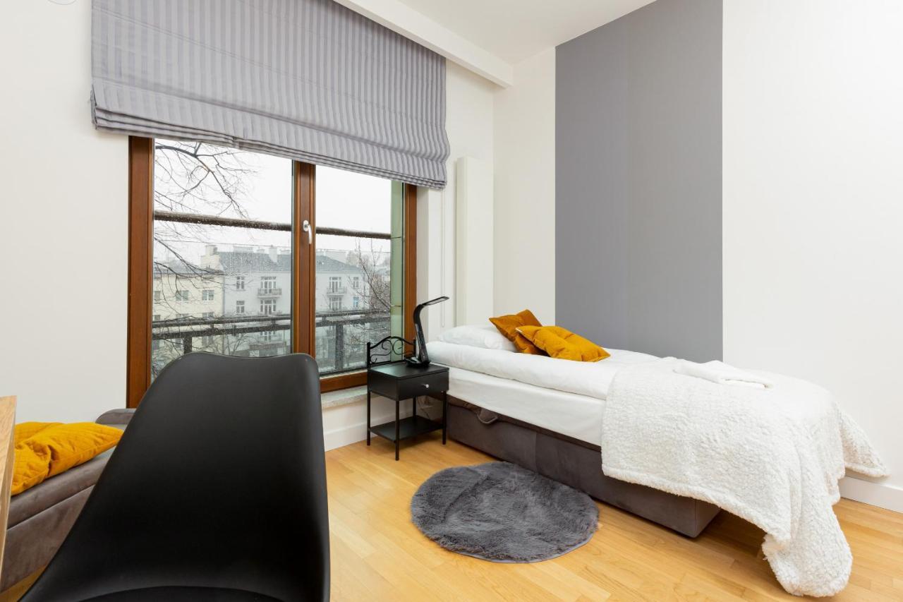 Park Arkadia Apartment With Parking Mokotow By Noclegi Renters ワルシャワ エクステリア 写真